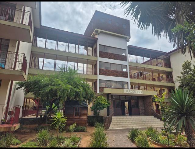 2 BEDROOM APARTMENT FOR SALE IN KENSINGTON B